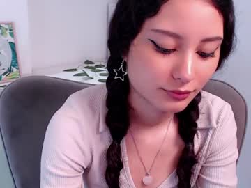 Live webcam: Amy_adammss, 19 yrs - Female Sex Cams