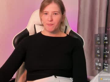 Anabelmelody • cute • 24y • Poland • public