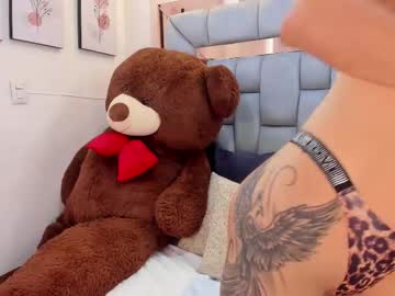 Live cam boy Andreabelluci – Hot Male Cams