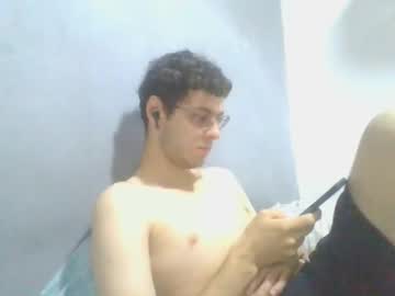 Live cam boy Andres129494, 21 yrs – Hot Gay Cams