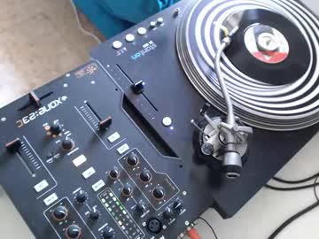 Andres994  • latinohot • 30y • Somewhere • public