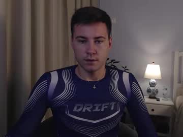 Live cam boy Andrew2305, 25 yrs – Hot Male Cams