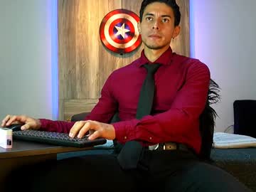 andrew_elliot - Free Live Cam Model Online