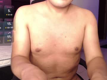 Live cam boy Andrewmhilton_, 23 yrs – Hot Gay Cams