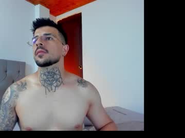 Andrewsaint1 • cum • 34y • Colombia • public