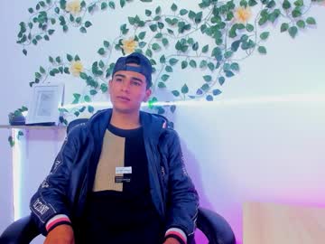 Live cam boy Andrey_santamaria, 31 yrs – Hot Male Cams