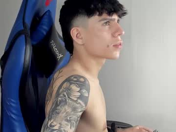 Angel Eros  • gay • 22y • Colombia • public