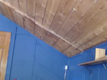 Angelbabyvictoria • bush • 0y • your mom <3 • public