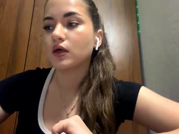 Angeliahilaire • new • 18y • Miapolise • public