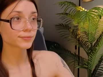 annabellovely - Live Cam Model Online on Ted's Cam Directory