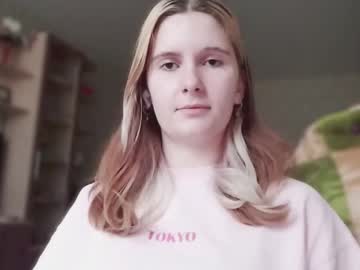 Annabroun • new • 18y • secret place on earth • public