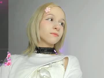 Anny 0luv • skinny • 18y • Bangkok,Thailand • public