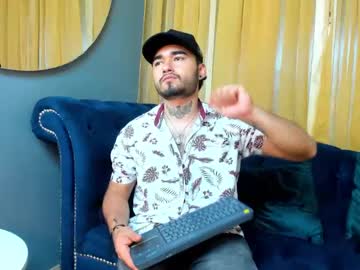 Live cam boy Antoinemoretti, 21 yrs – Hot Male Cams