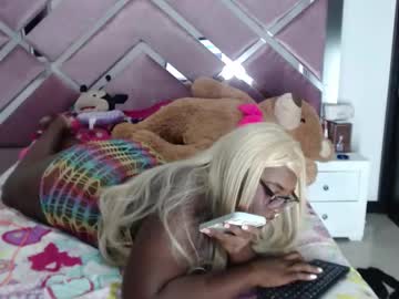 Antonella Lenox • ebonyqueen • 0y • Valle del Cauca Department, Colombia • public