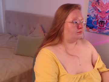 Anya Muna • lovense • 25y • Europe • public