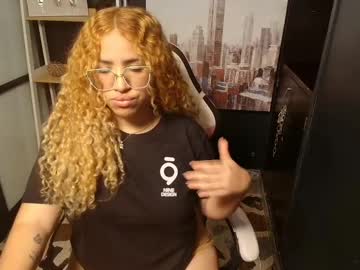 arelissummer - Live Cam Model Online on Ted's Cam Directory
