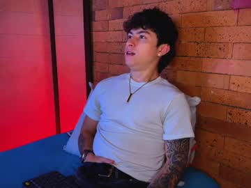 Ares Dickson1 • cum • 20y • colombia • public