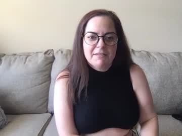 Live Milf Ariadnecox01, 42 yrs – Hot Milf Cams