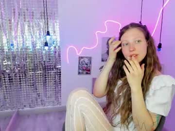 Ariana Kin • new • 18y • SEstonia • public