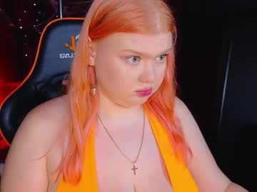 Ariettaheart • bigboobs • 21y • your heart • public