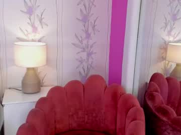 Ashleyroberh • skinny • 19y • Medellin, Colombia • public