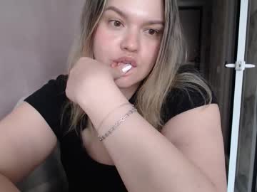 Ashleyrosee  • pantyhose • 18y • Romania • private