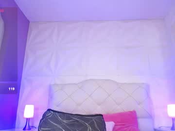 Ashlyypink • bigass • 20y • Colombia • public