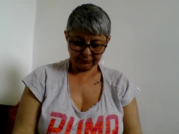 Atikaarea • cum • 45y • Europa • public