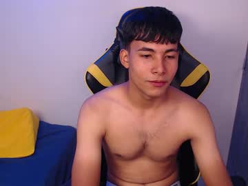 Austin Col  • ebony • 19y • Colombia • public