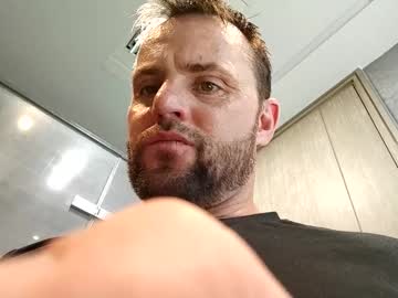 Live Male Performer averagejoe2025 – profile photo, streaming now