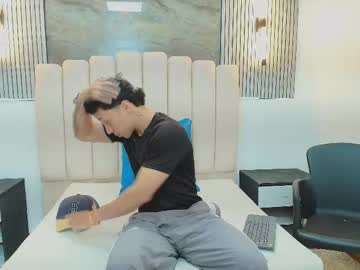 Live cam boy Baan_420, 20 yrs – Hot Male Cams