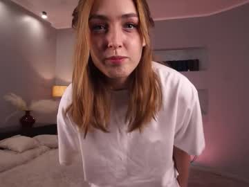 Baby2nite • blonde • 18y • little secret • public