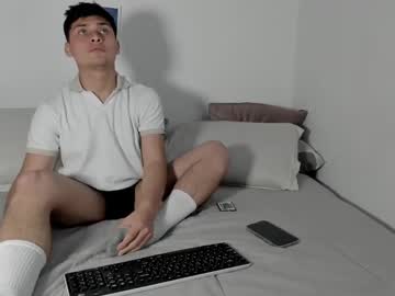 Live cam boy Baby_scout, 19 yrs – Hot Male Cams