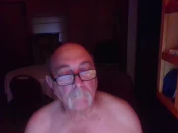 Backseatfun57 • chubby • 68y • United States • public