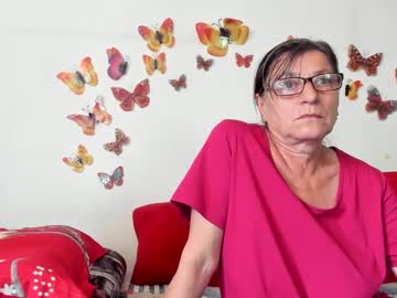 Badgg • bigboobs • 61y • Midwest • public