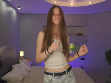 bananini_anallove - Free Live Cam Model Online