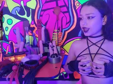 Bdsm Hannia444 • slave • 21y • Colombia • public