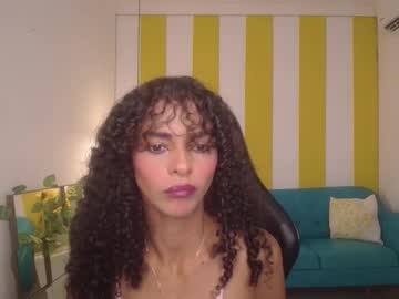 Becky Lynch 102 • curly • 30y • In your heart ? • public