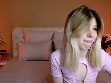 bella_amoury - Free Live Cam Model Online