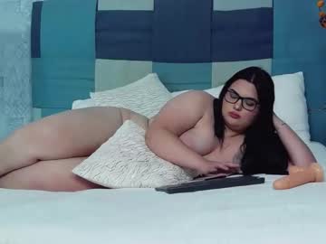 bella_rave - Live Cam Model Online on Ted's Cam Directory