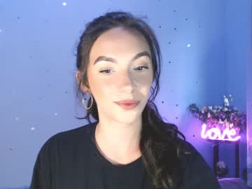 Bellaqueen0701 • messydeepthroat • 27y • Europa • public