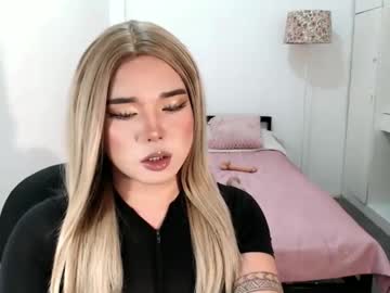 Bestgirljulia • cumshow • phillipines • public