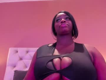 Betsybennet • bigtits • 19y • COLOMBIA? • public