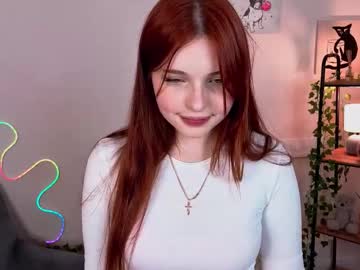 Betty Williams  • shy • 18y • Heaven • public