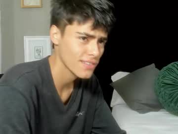 Live cam boy Big_samu, 19 yrs – Hot Male Cams