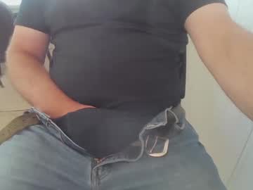 Bigbag83 • horny • 0y • Europe • public