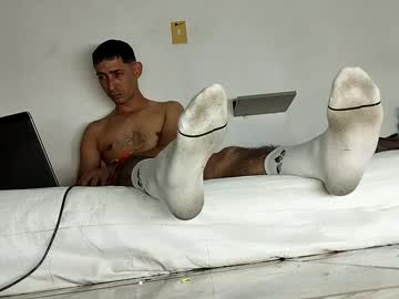 Live cam boy Bigfeetmaster32, 29 yrs – Hot Male Cams