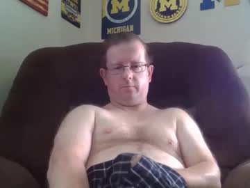 Bigtitlover220 • horny • 0y • Wherever I may roam • public