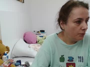 Bigtitsclaude • c2c • 35y • Greece • public