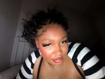 Bigtittienyx live cam profile photo